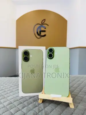 New Apple iPhone 17 256 GB Green