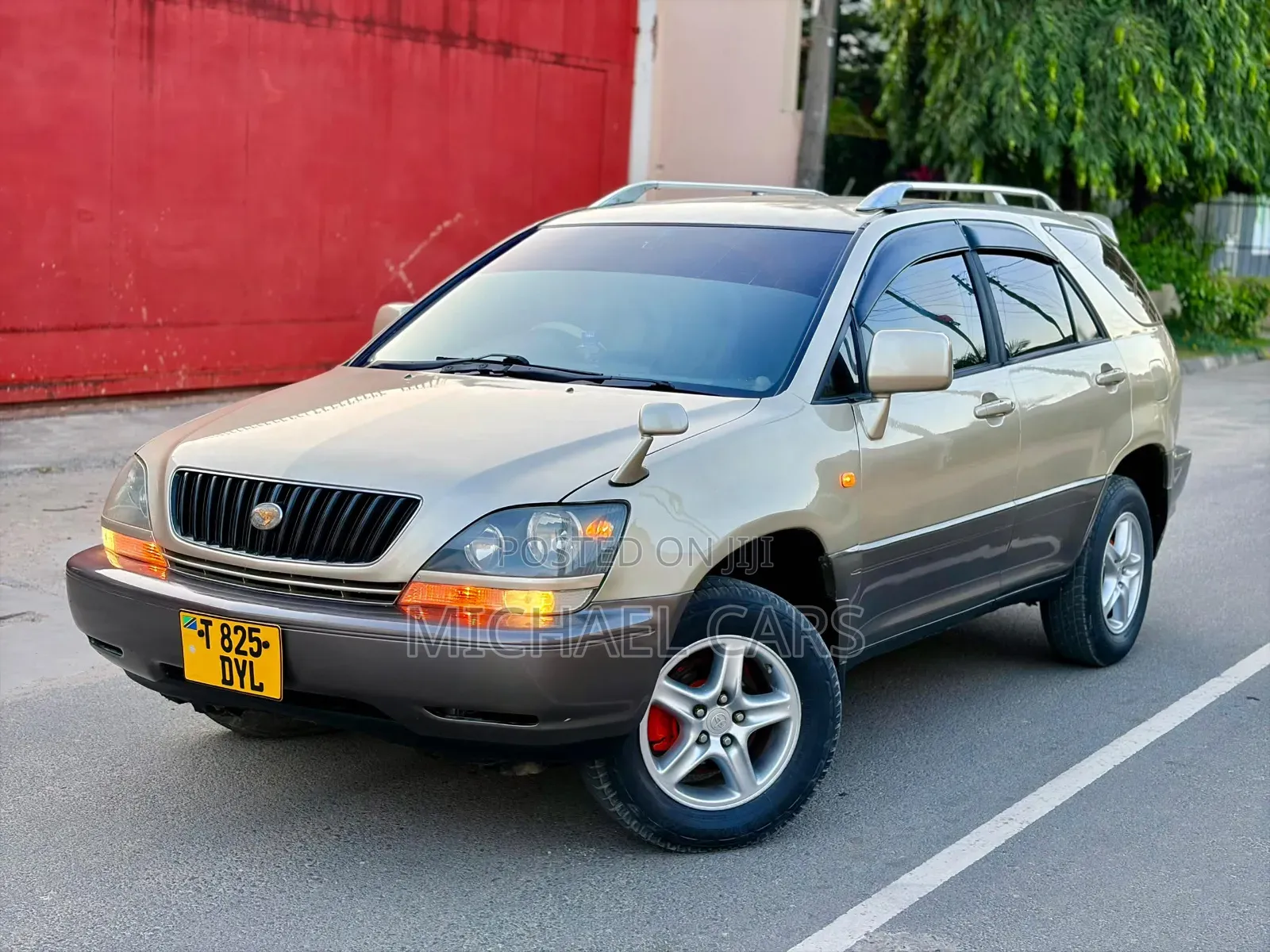 Toyota Harrier 2002 Silver