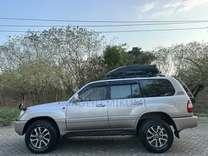 Toyota Land Cruiser 1999 Silver