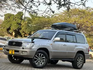 Toyota Land Cruiser 1999 Silver