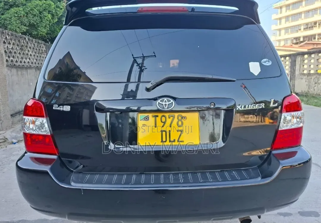 Toyota Kluger 2006 Black