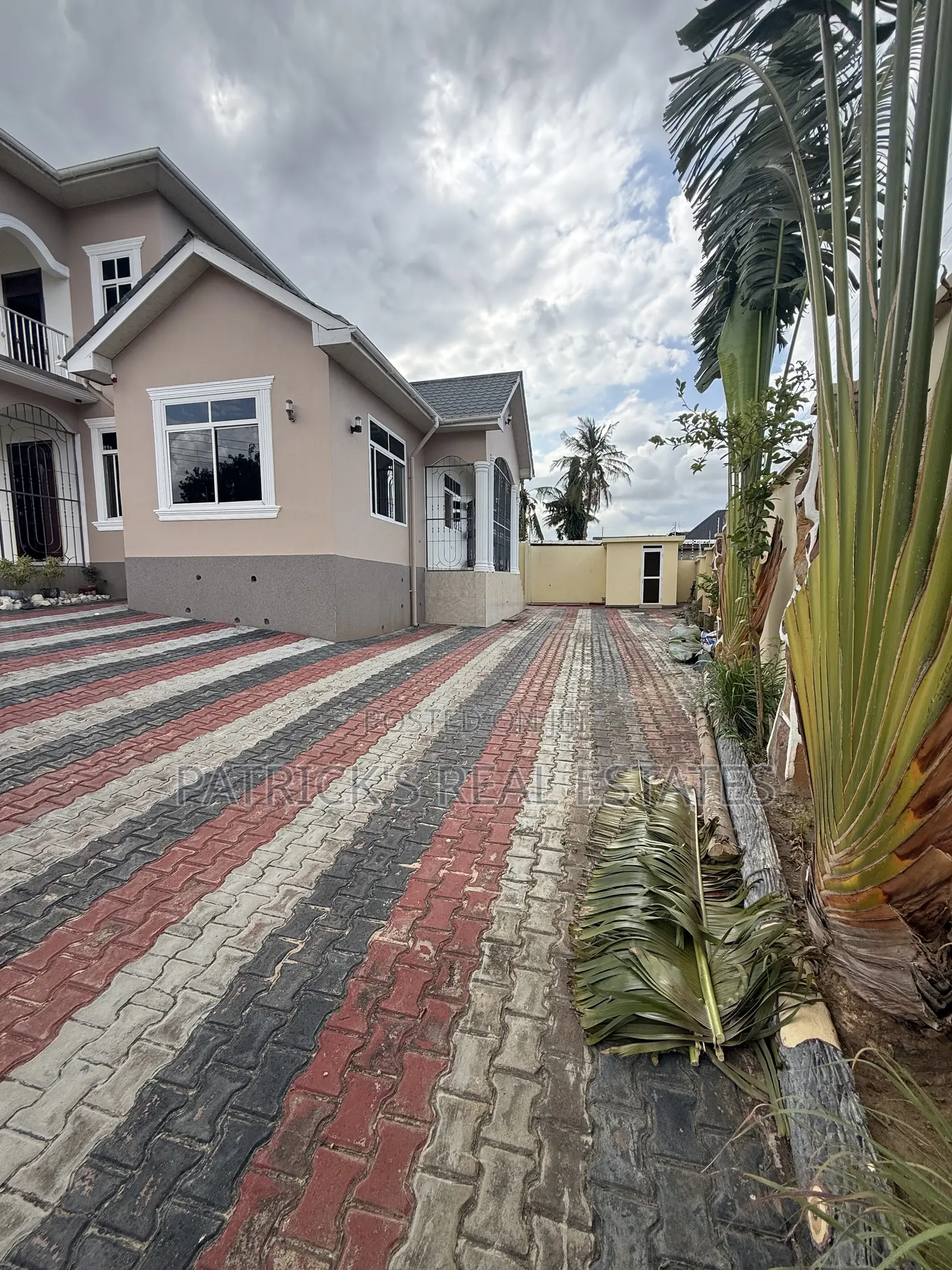 5bdrm House in Patrick’S Real, Dar es Salaam for rent