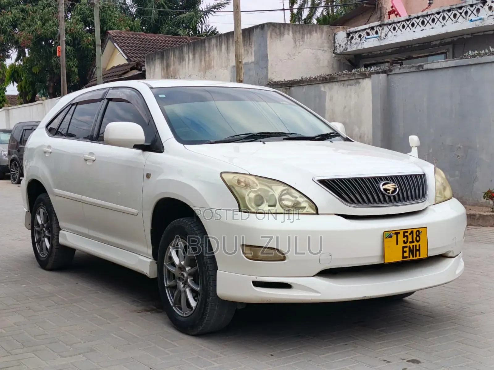 Toyota Harrier 2005 White