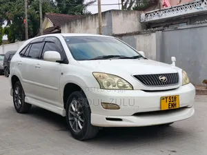 Toyota Harrier 2005 White