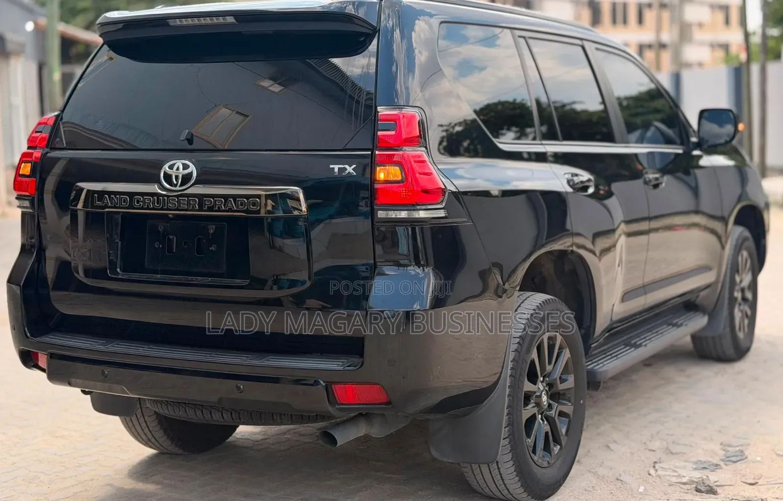Toyota Land Cruiser Prado 2022 Black