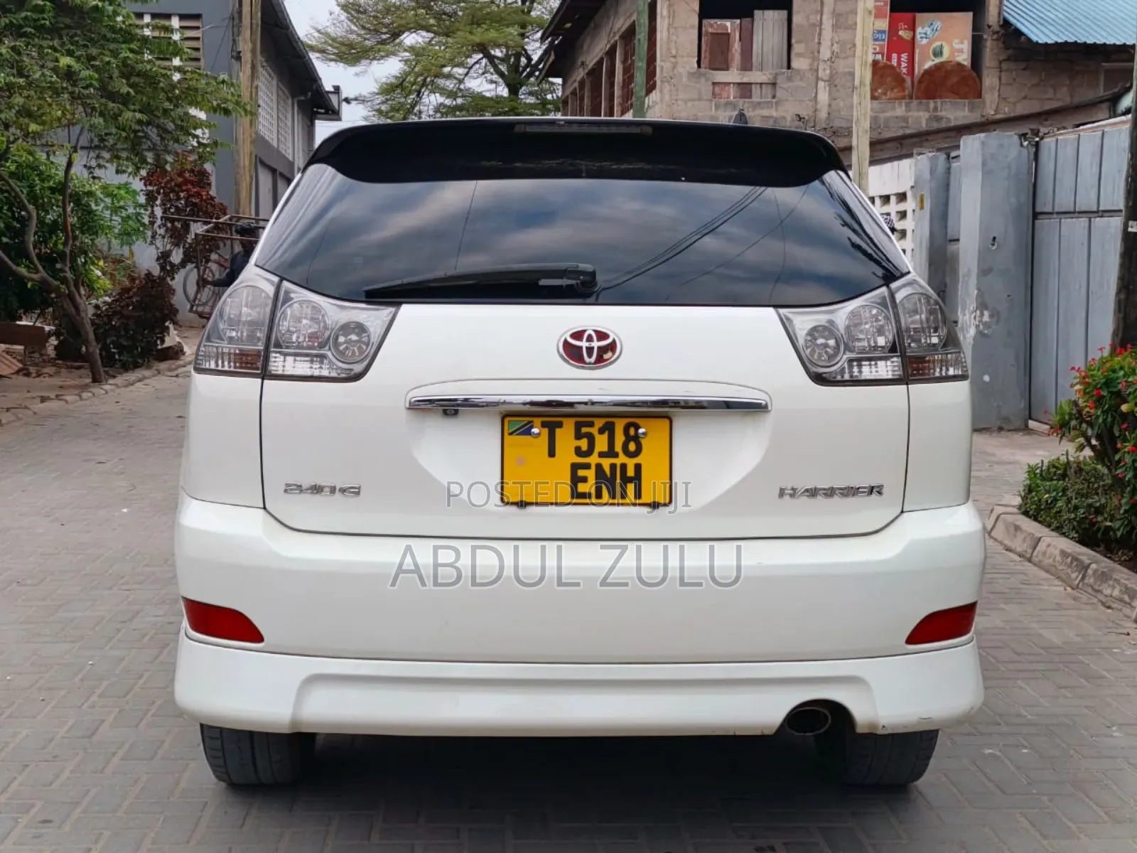 Toyota Harrier 2005 White
