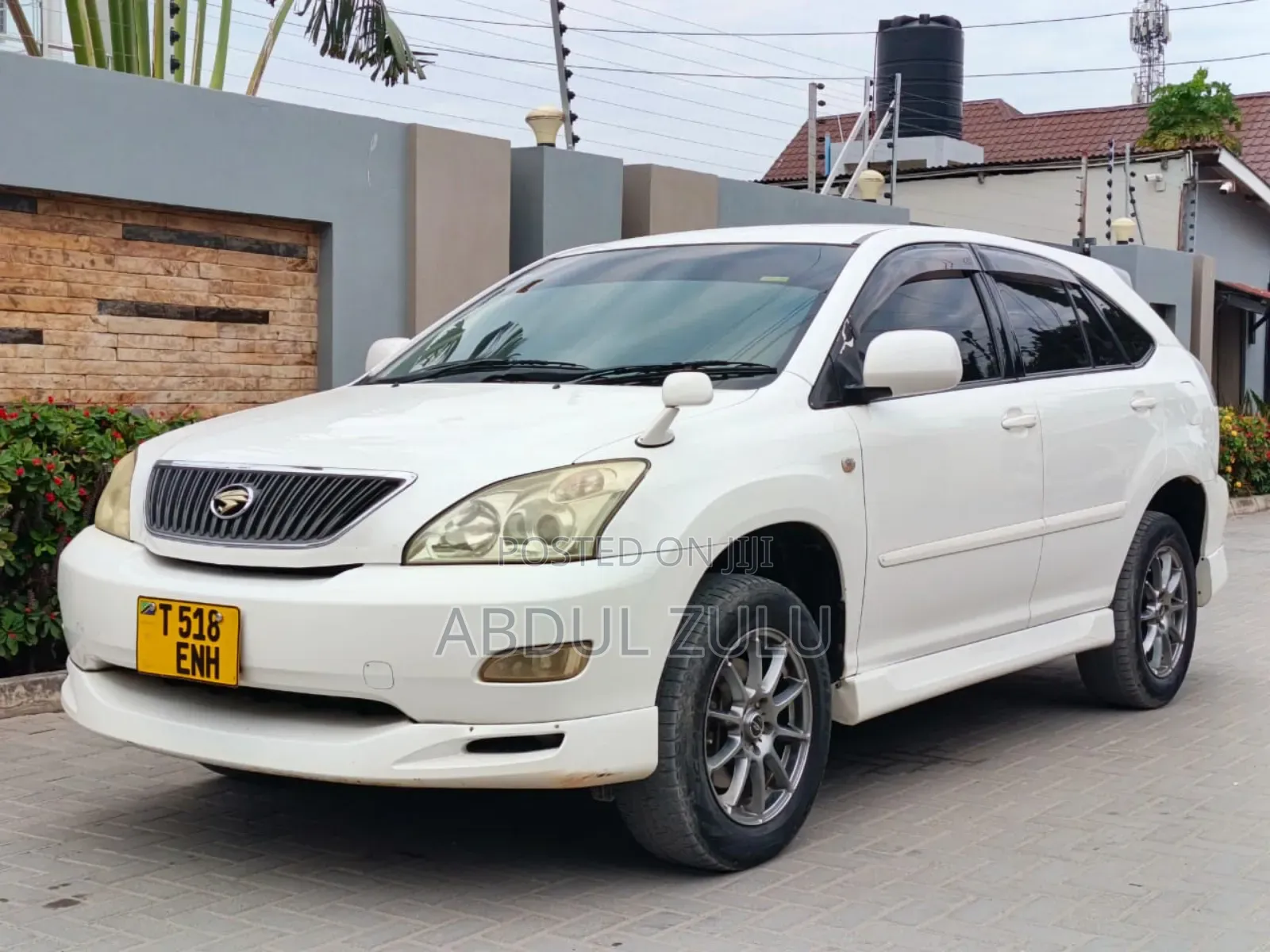 Toyota Harrier 2005 White