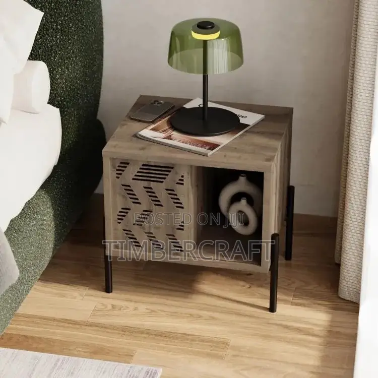 Dionysos Nightstand Hitit