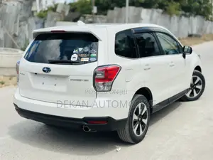 Subaru Forester 2.5i AWD 2016 White