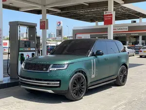 Land Rover Range Rover Vogue 2024 Green
