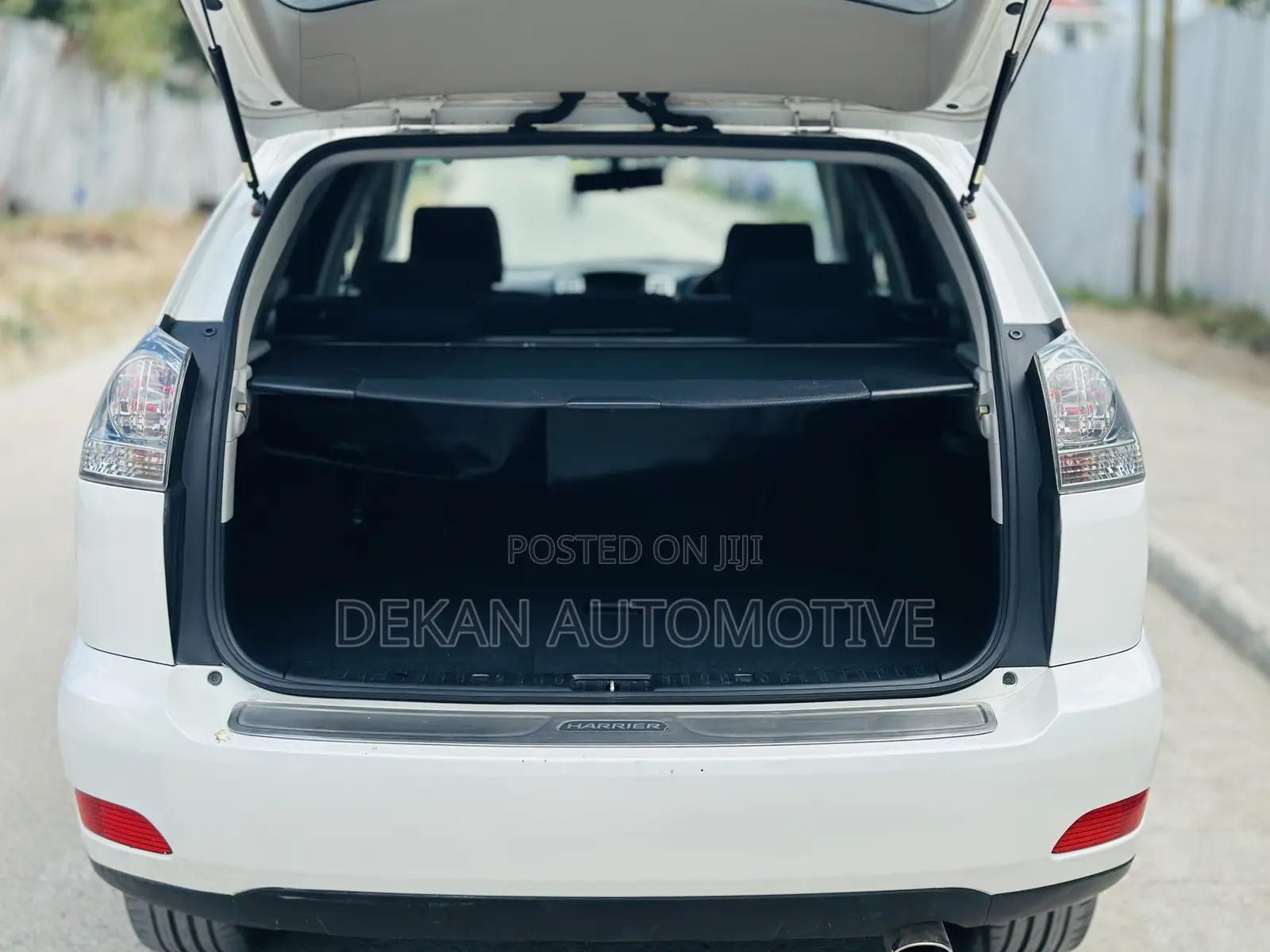 Toyota Harrier 2.4 2007 White