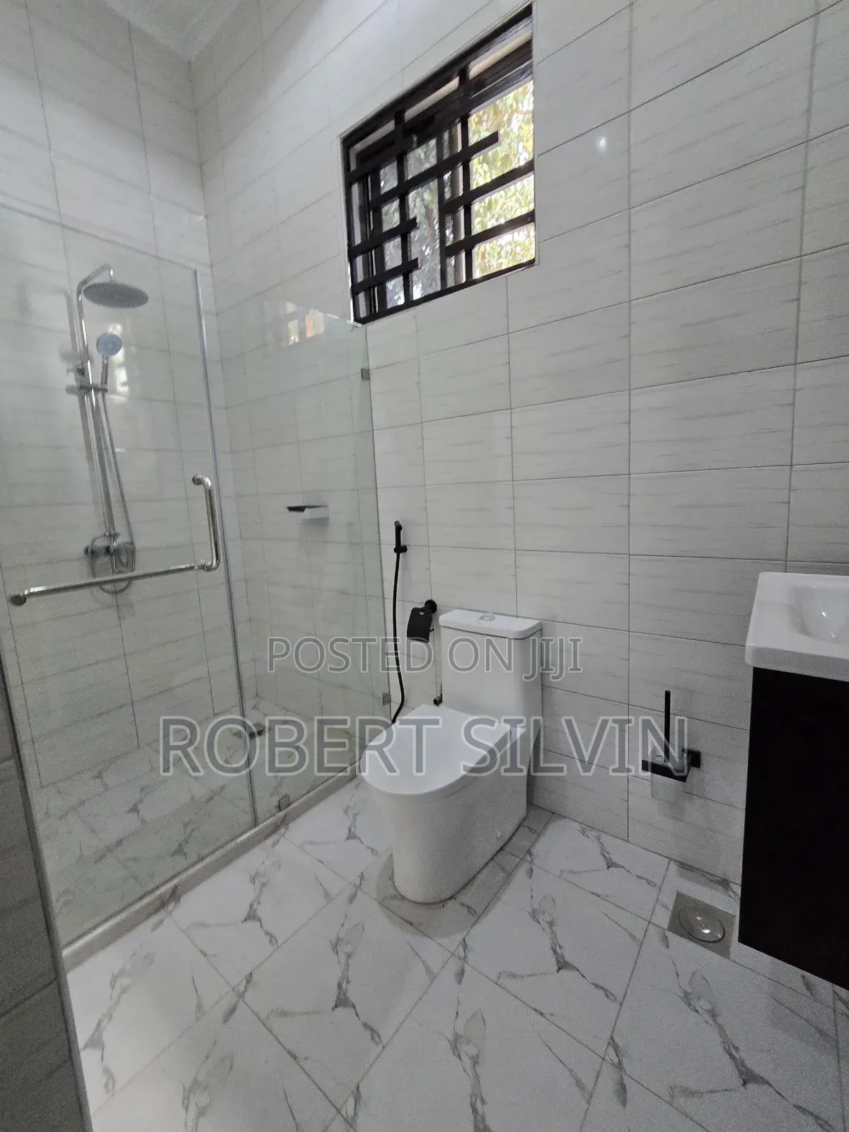 Furnished 3bdrm House in Robert_Masoko_Tz, Kunduchi for sale