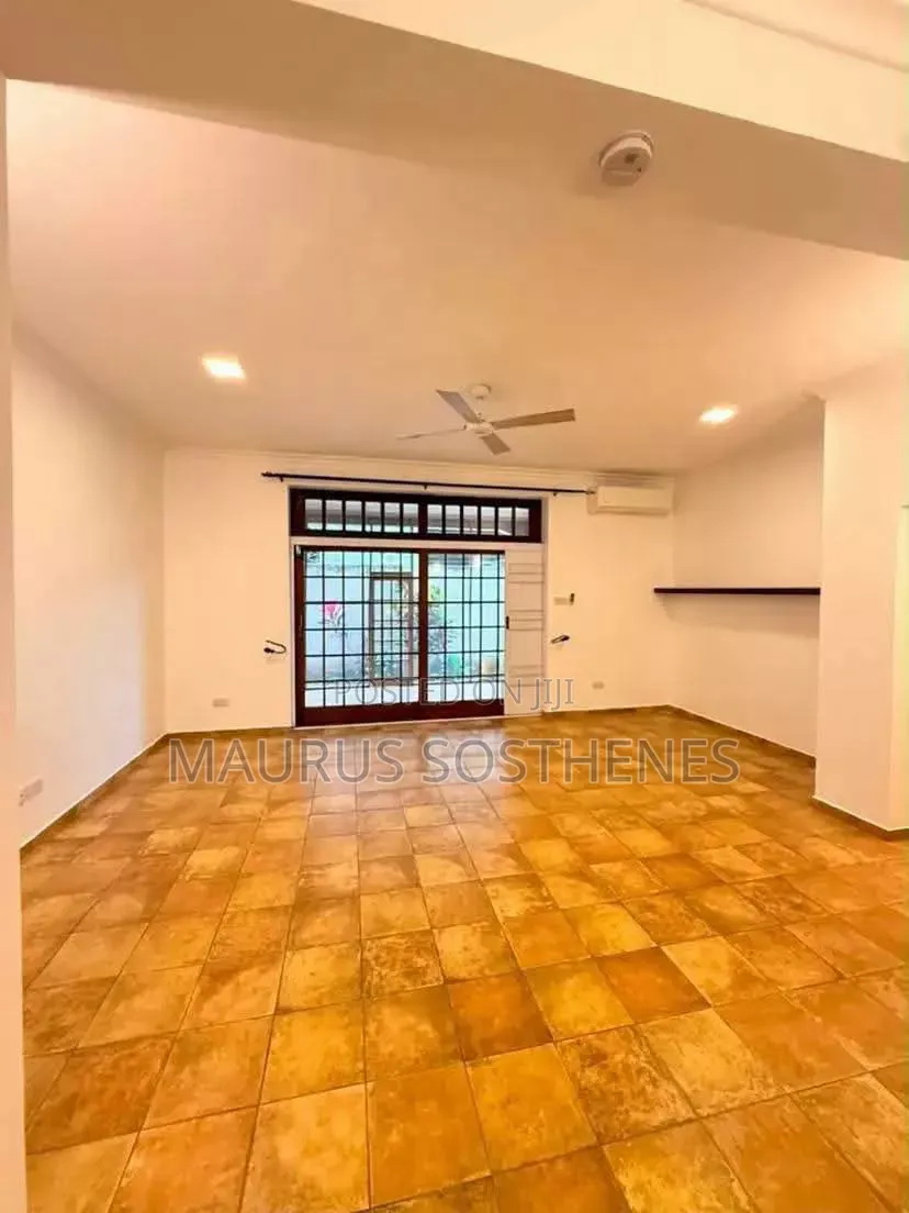 Furnished 4bdrm Villa in Oyster Bay for rent