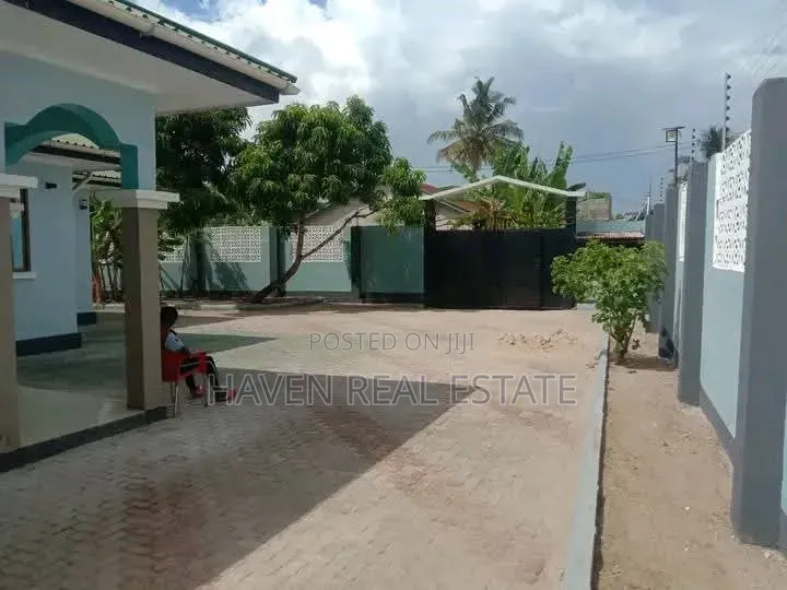 4bdrm House in Ilala for sale