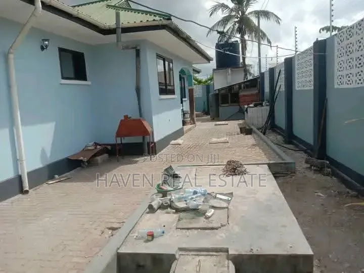 4bdrm House in Ilala for sale