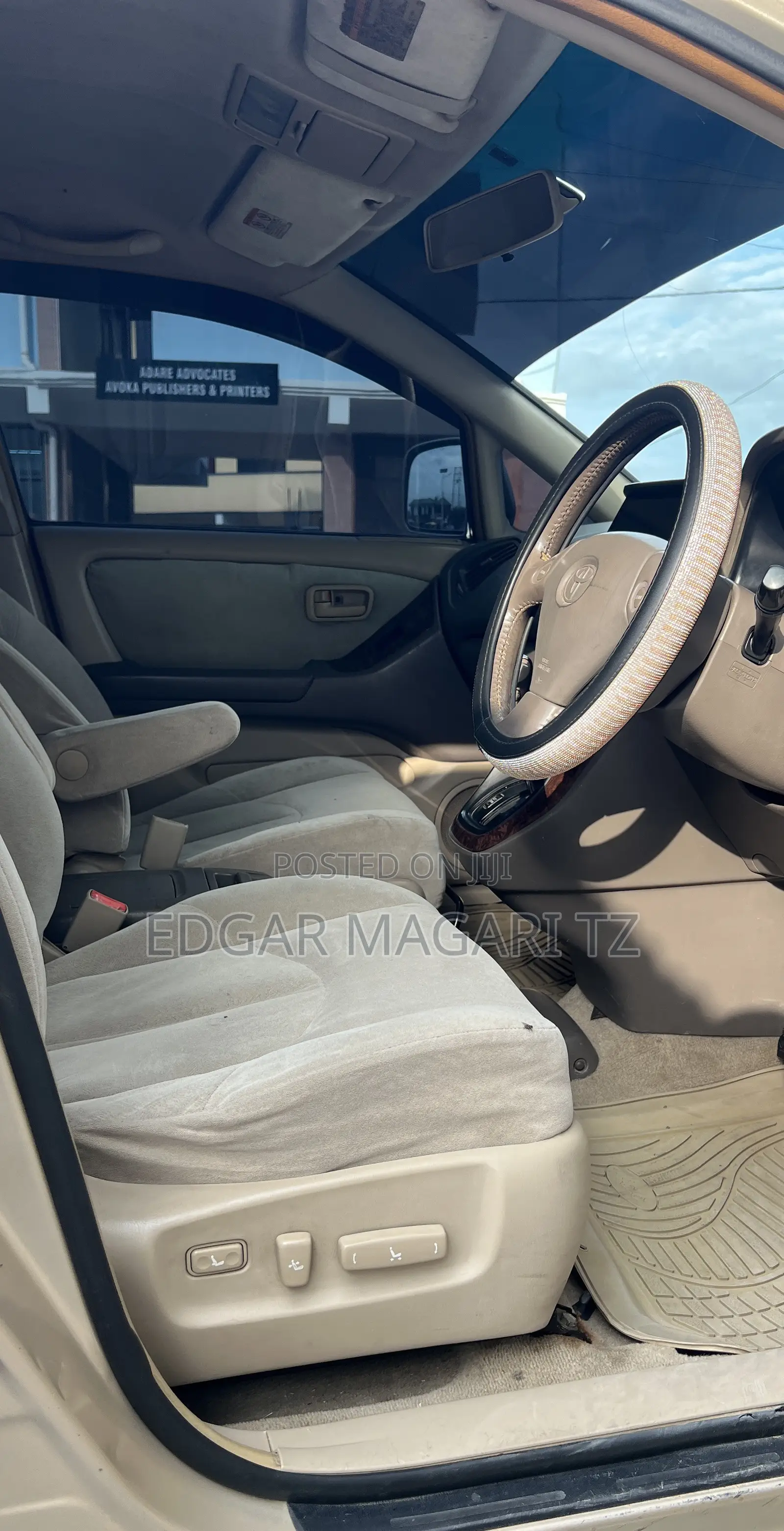 Toyota Harrier 2004 Silver