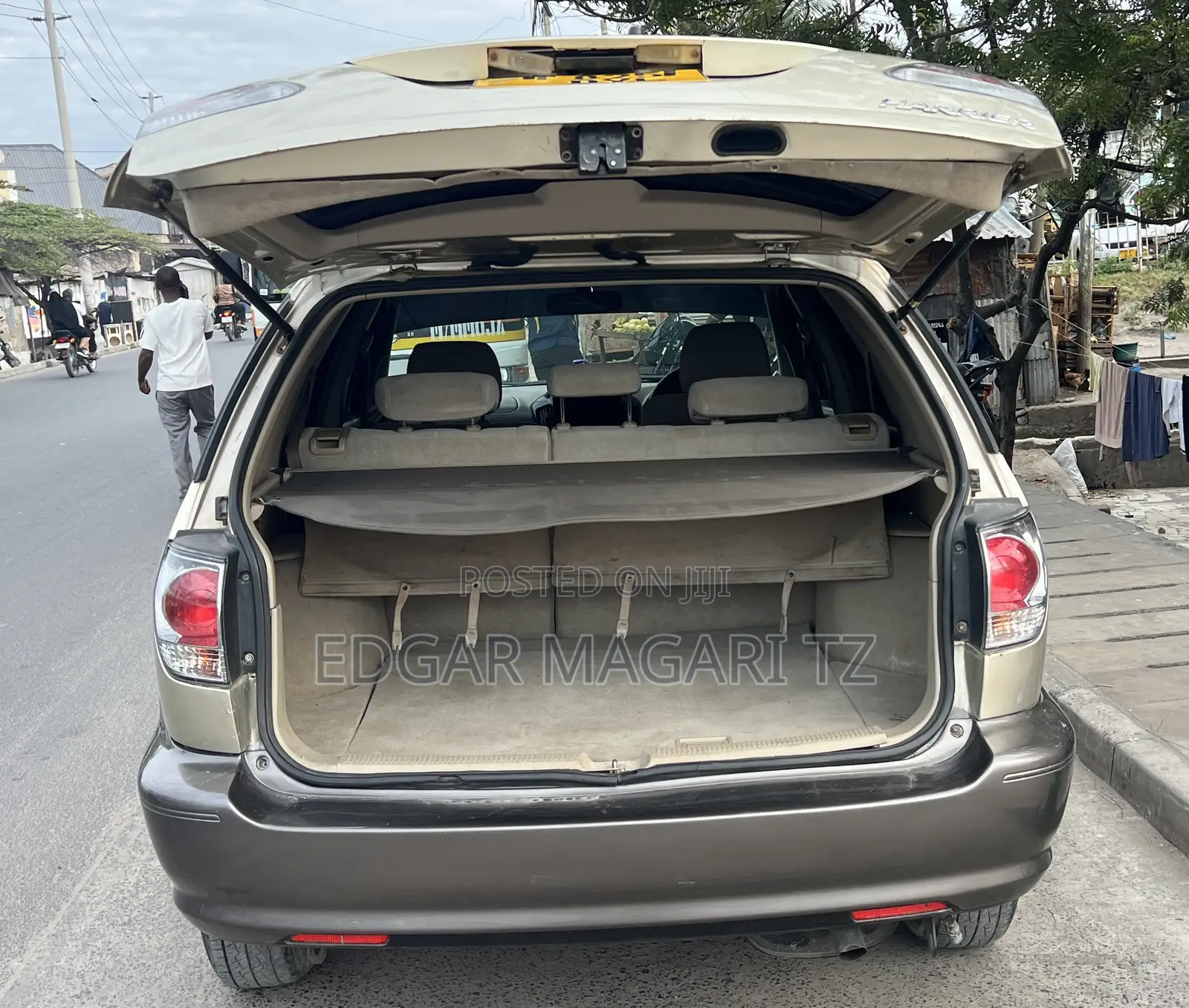 Toyota Harrier 2004 Silver