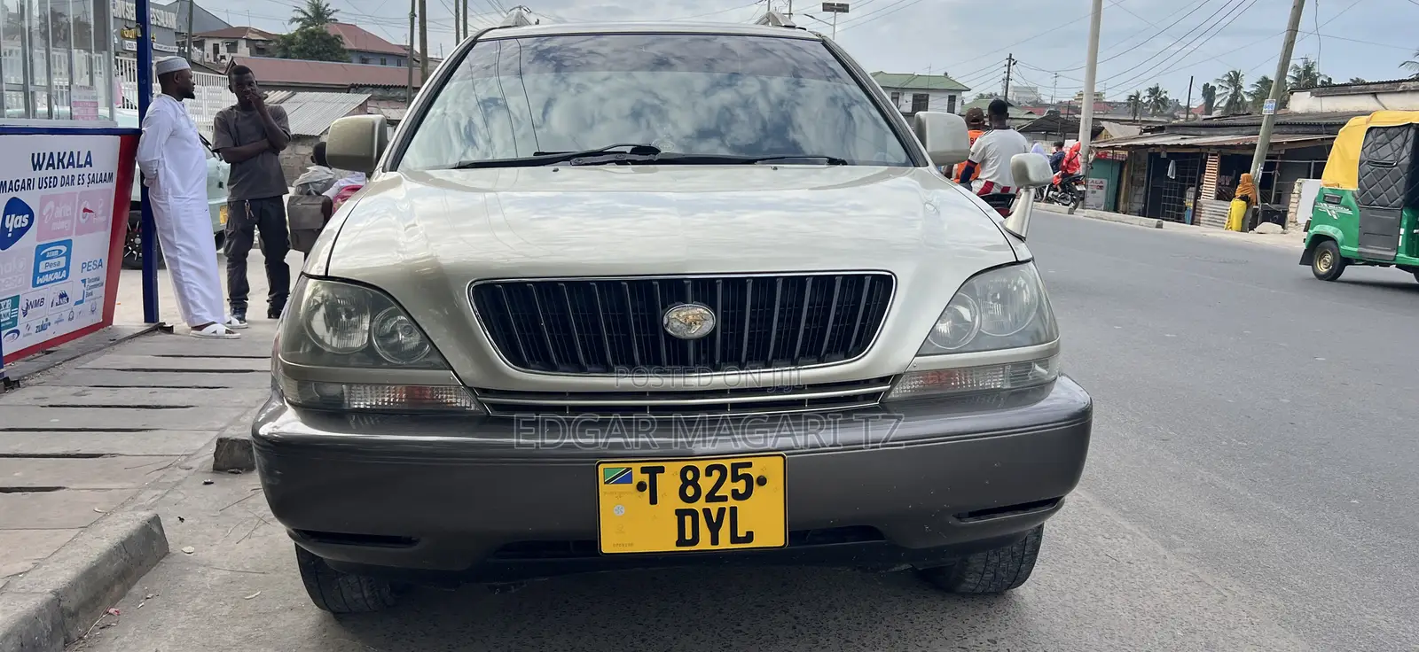 Toyota Harrier 2004 Silver