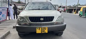 Toyota Harrier 2004 Silver