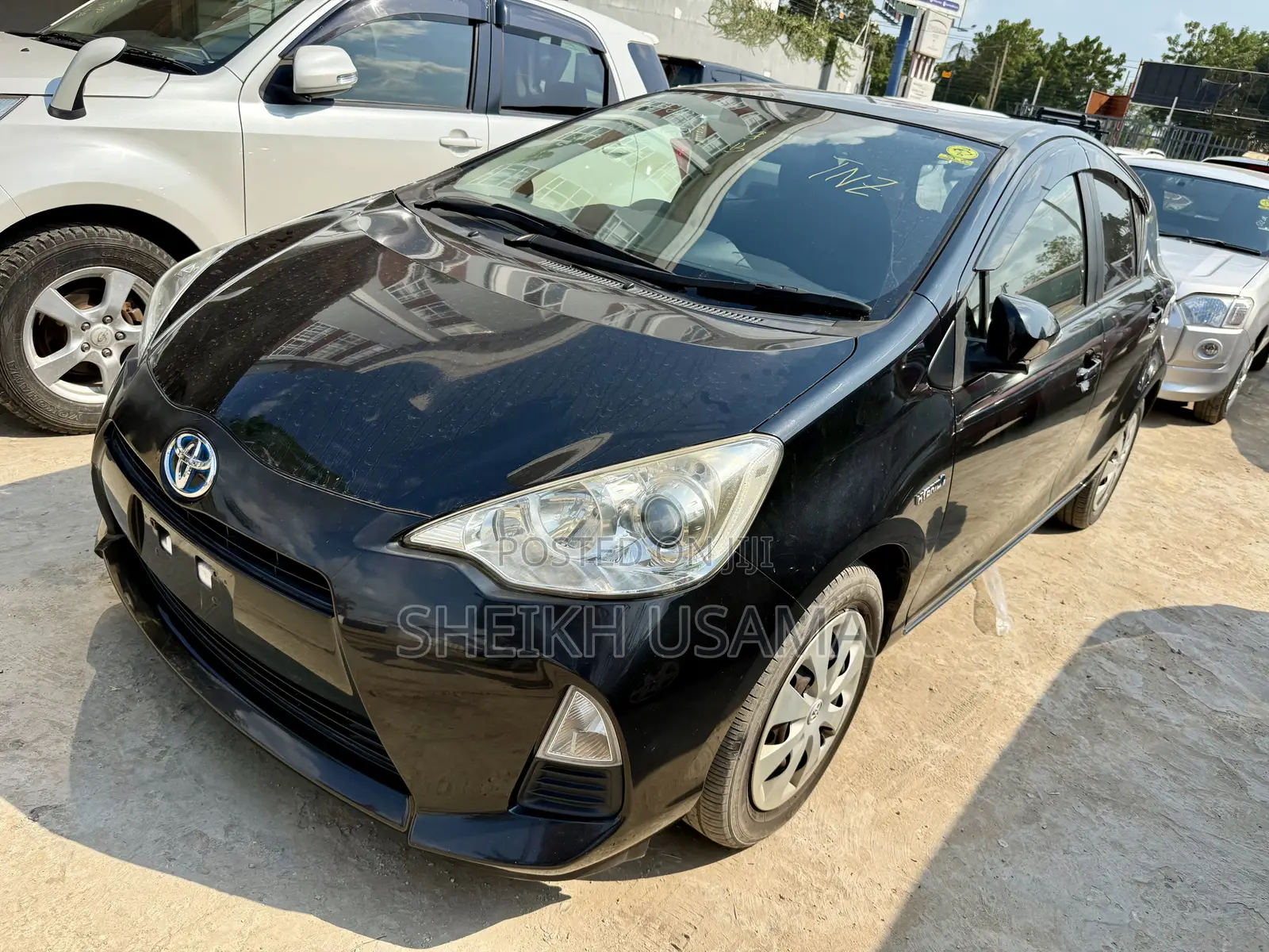 Toyota Aqua 2013 Black