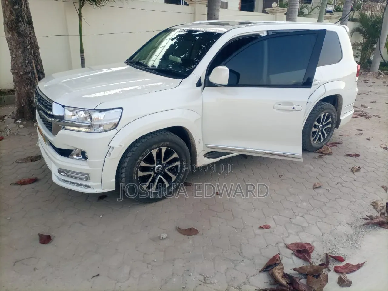 Toyota Land Cruiser 2015 Black