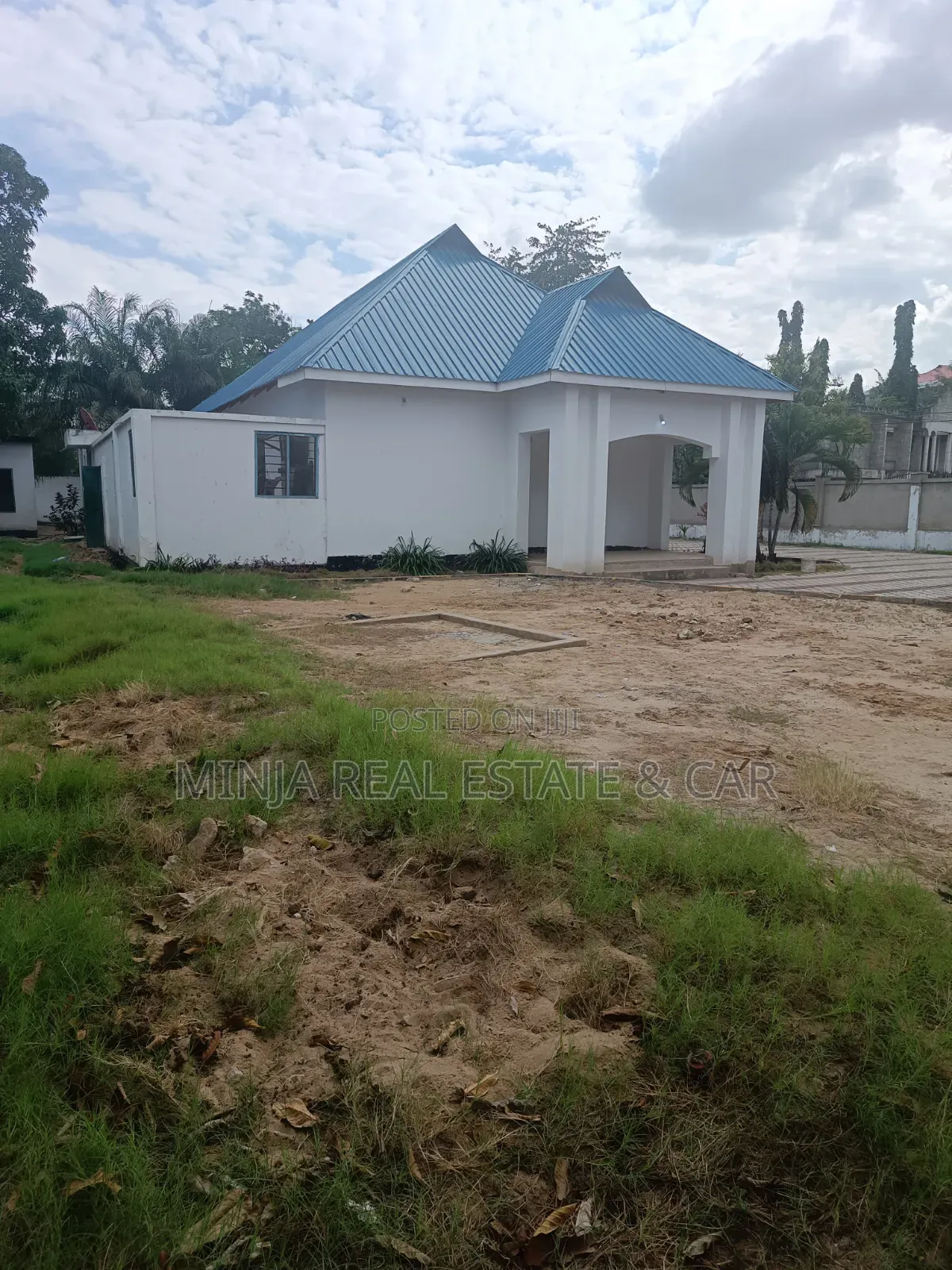 6bdrm House in Mikocheni for sale