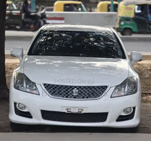 Toyota Crown 2009 Pearl