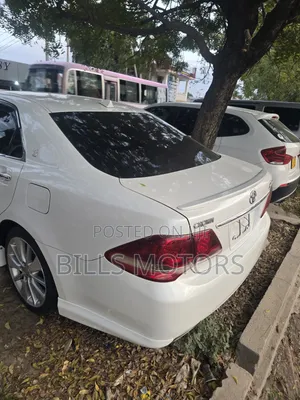 Toyota Crown 2009 Pearl