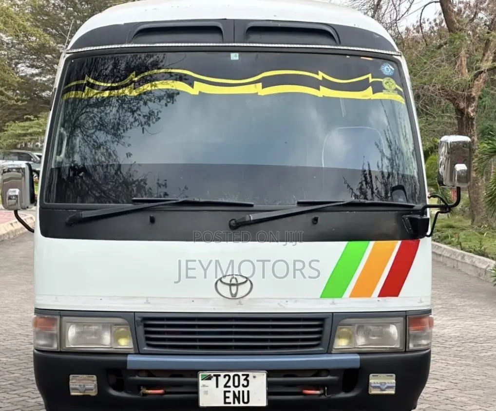 Toyota Coaster 2000 White