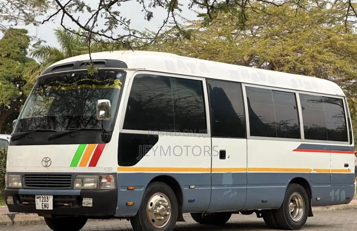 Toyota Coaster 2000 White