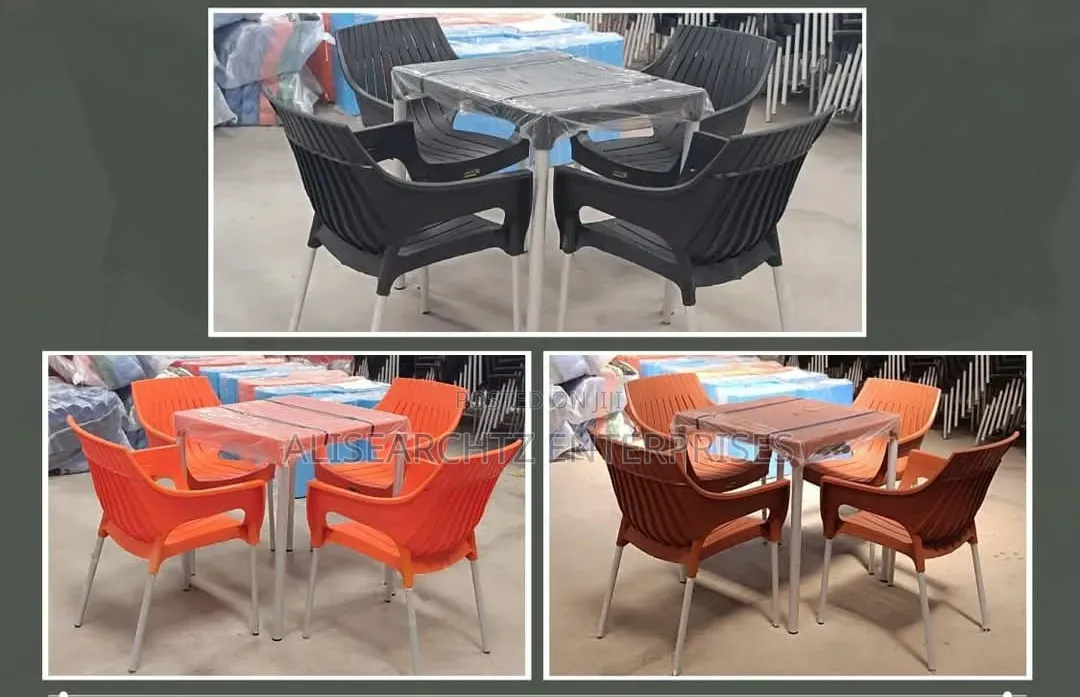 Set of 4 Chair Table