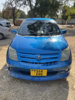 Toyota IST 2005 Blue