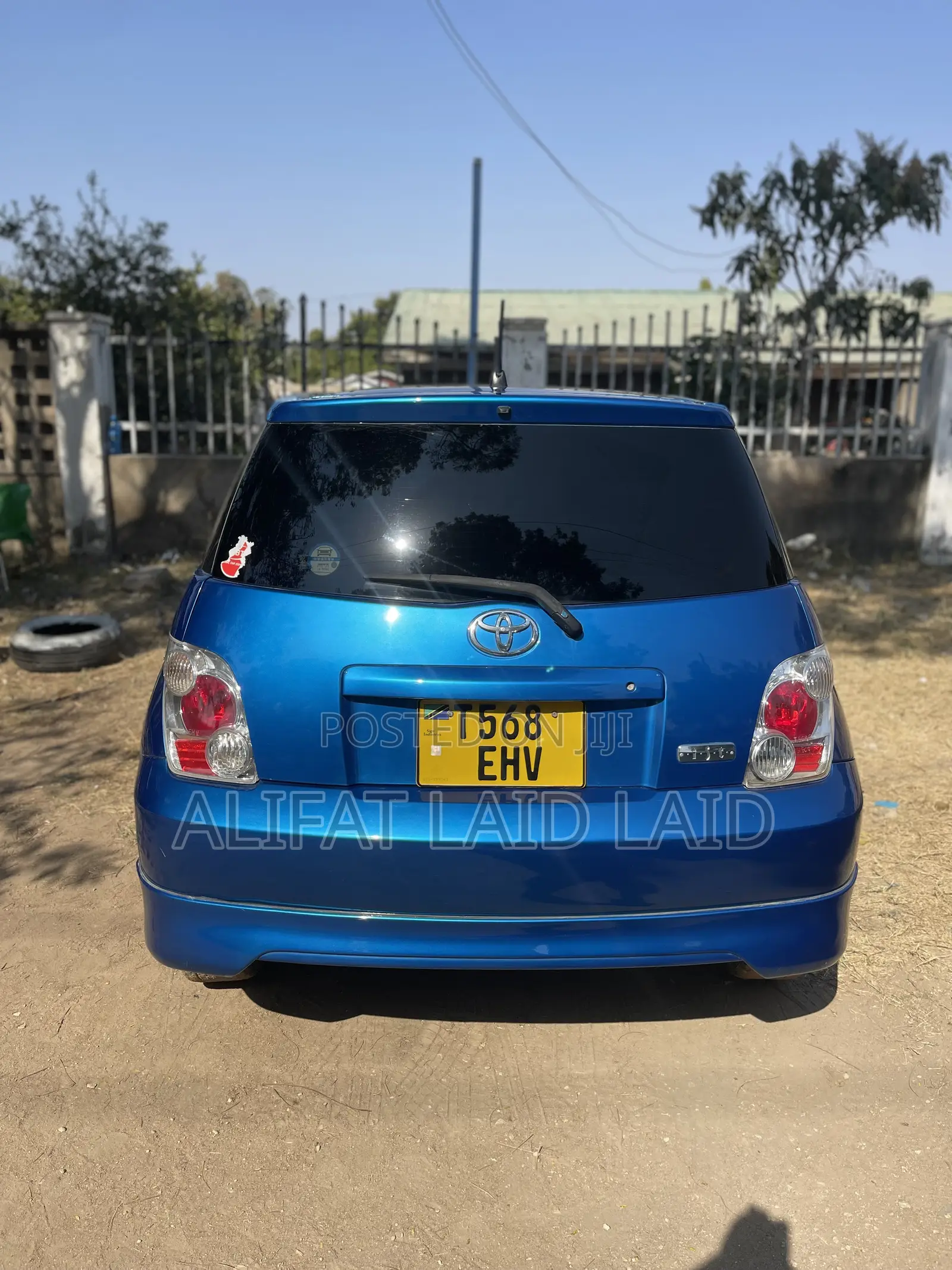 Toyota IST 2005 Blue