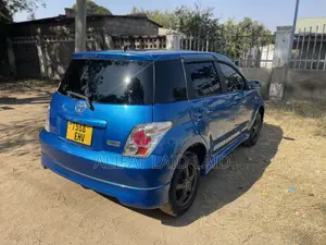 Toyota IST 2005 Blue