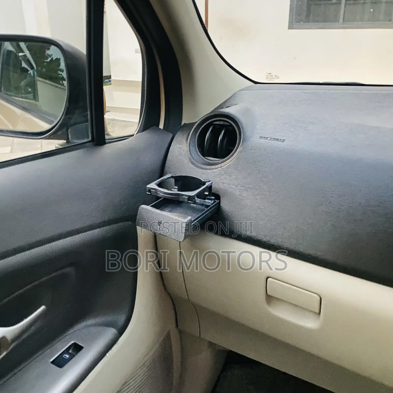 Toyota Passo Sette 2008 Gold