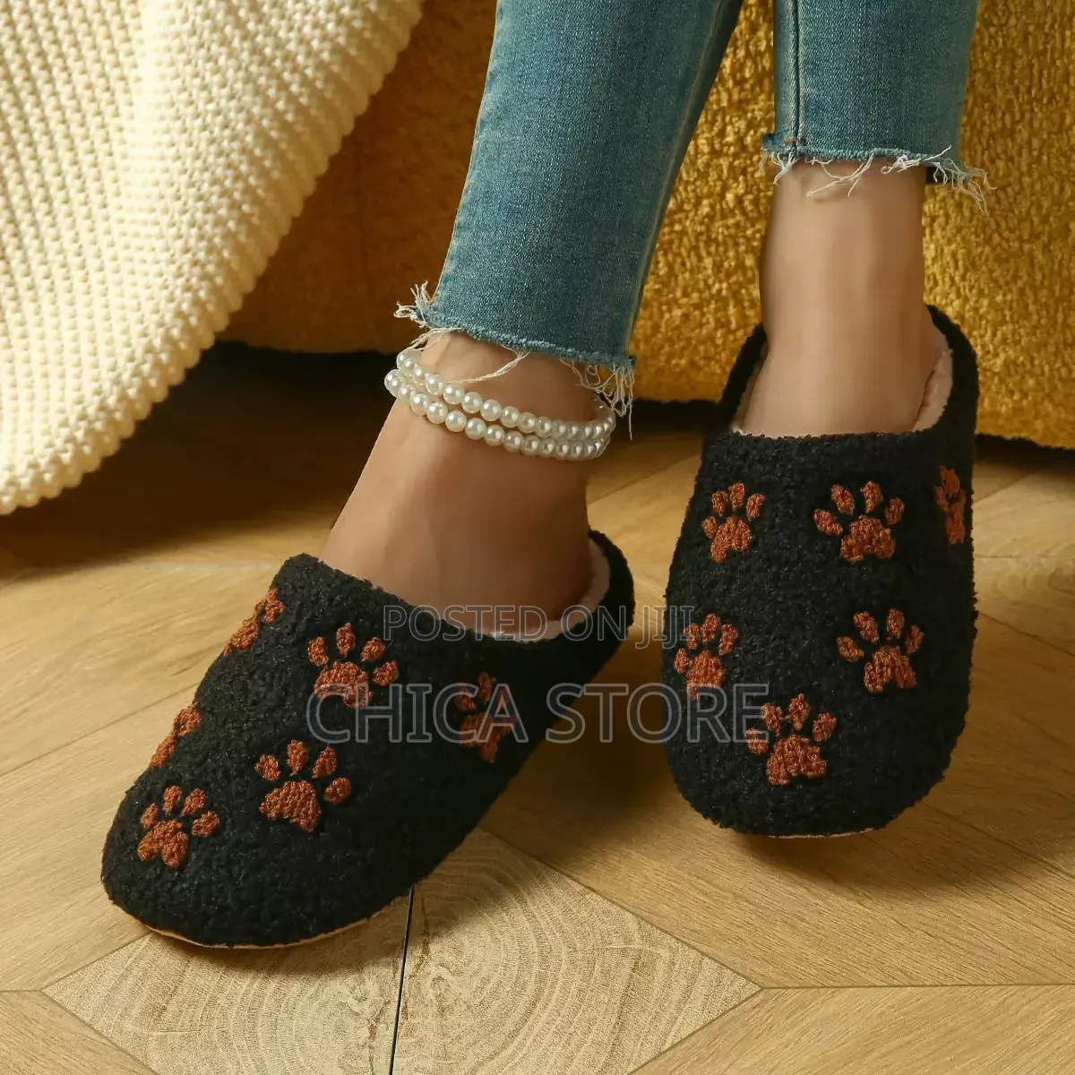 Indoors Shoes