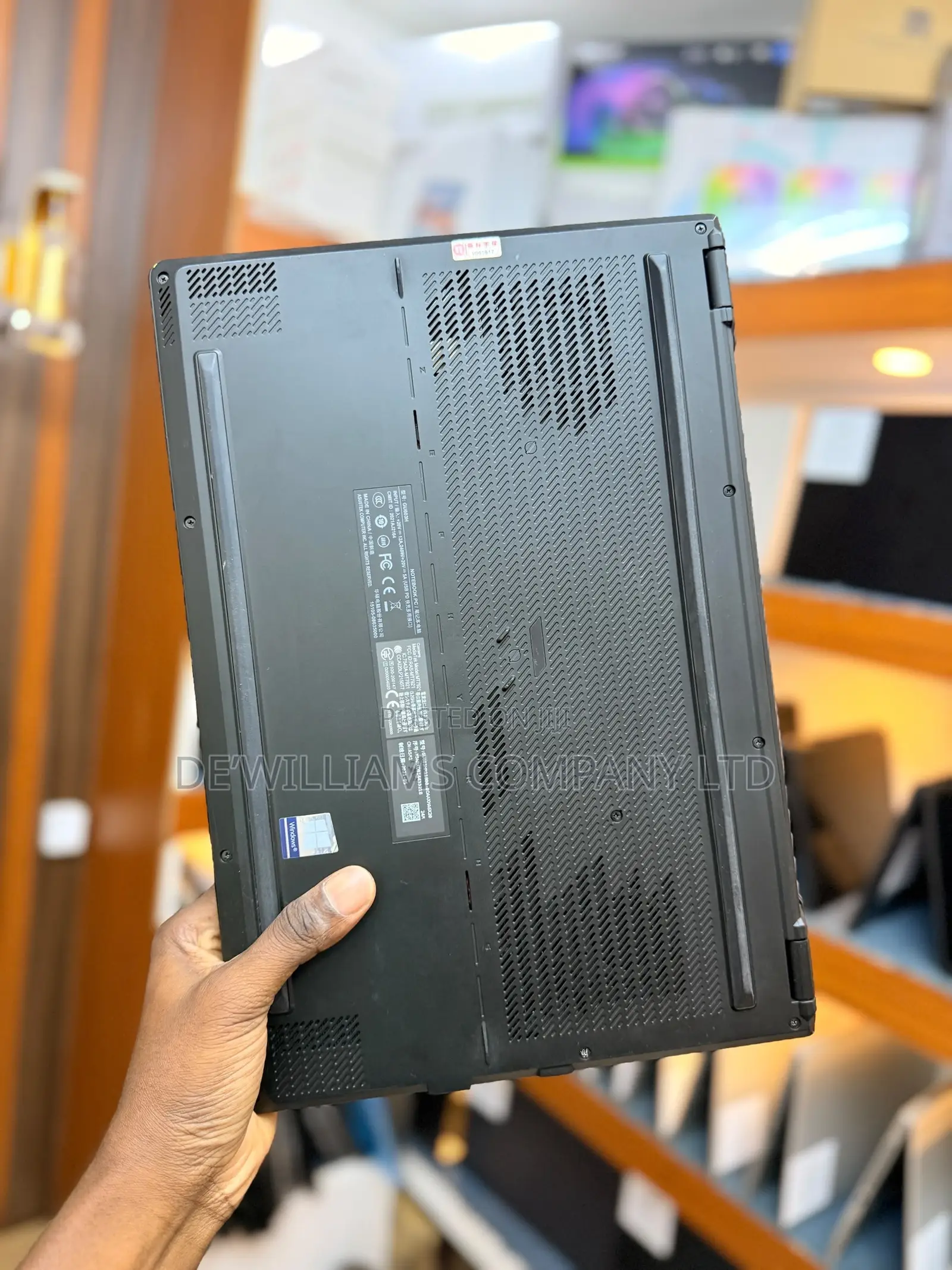 Laptop Asus ROG Zephyrus M16 16GB Intel Core i7 SSD 512GB