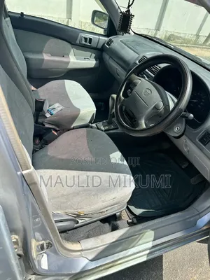 Toyota Starlet 2002 Silver