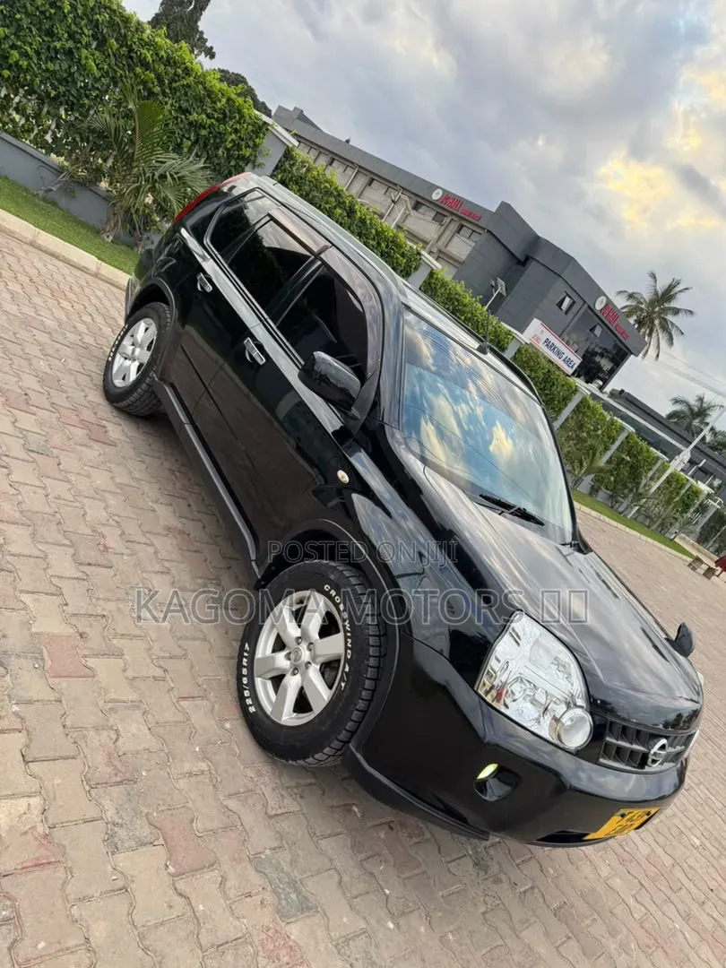 Nissan X-Trail 2010 Black