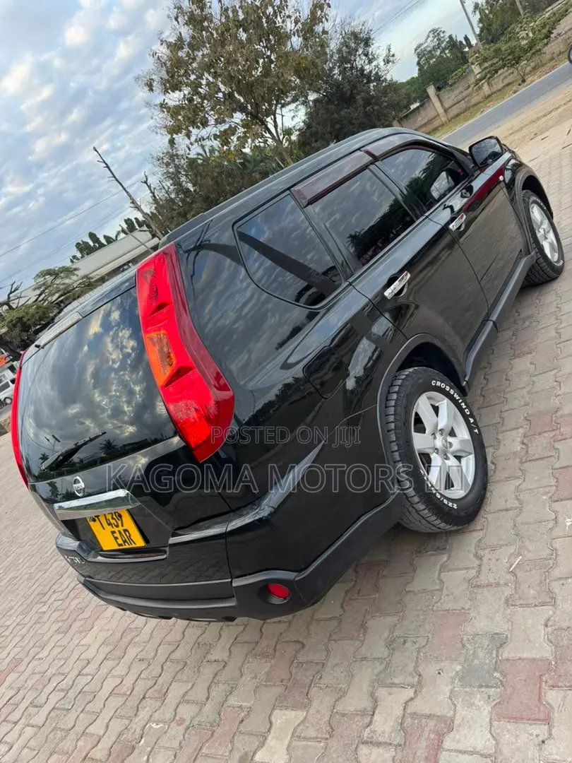 Nissan X-Trail 2010 Black