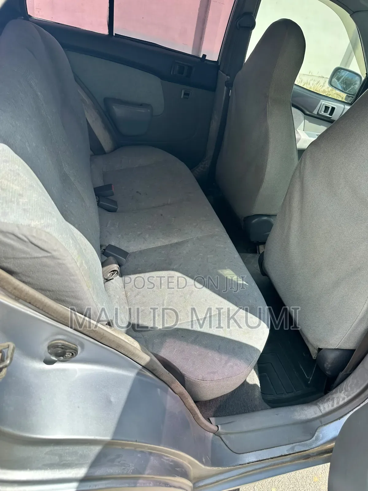 Toyota Starlet 2002 Silver