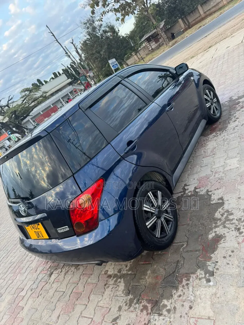 Toyota IST 2004 Blue