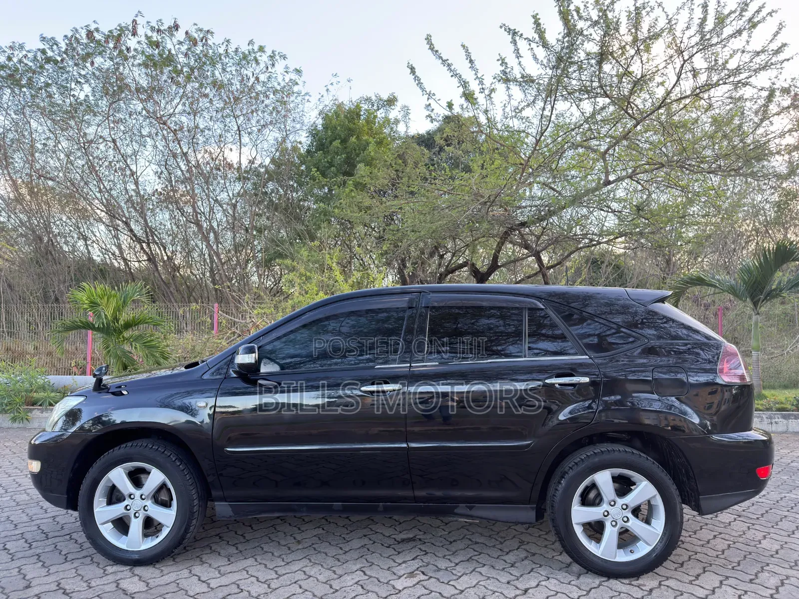 Toyota Harrier 2006 Black