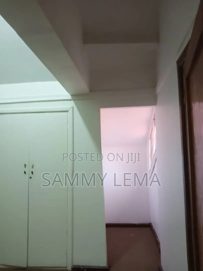 6bdrm Mansion in Sammy Saidy, Njiro for sale