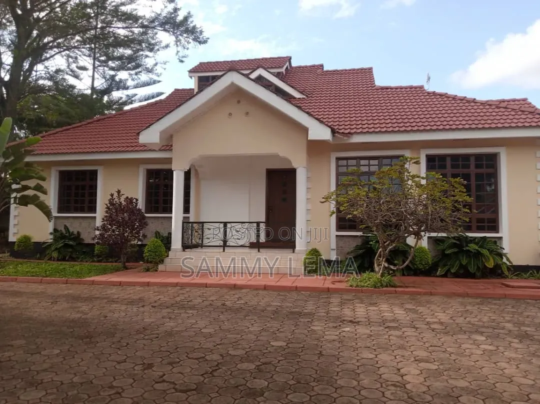 6bdrm Mansion in Sammy Saidy, Njiro for sale