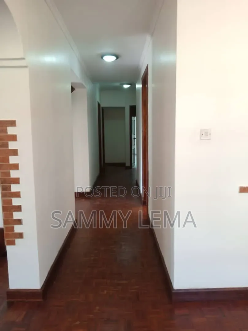 6bdrm Mansion in Sammy Saidy, Njiro for sale