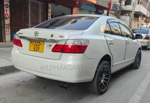 Toyota Premio 2009 Off white