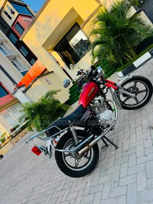 UM Carmel 125 2022 Red