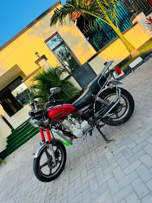 UM Carmel 125 2022 Red