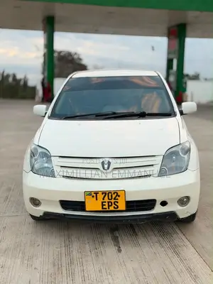 Toyota IST 2005 White
